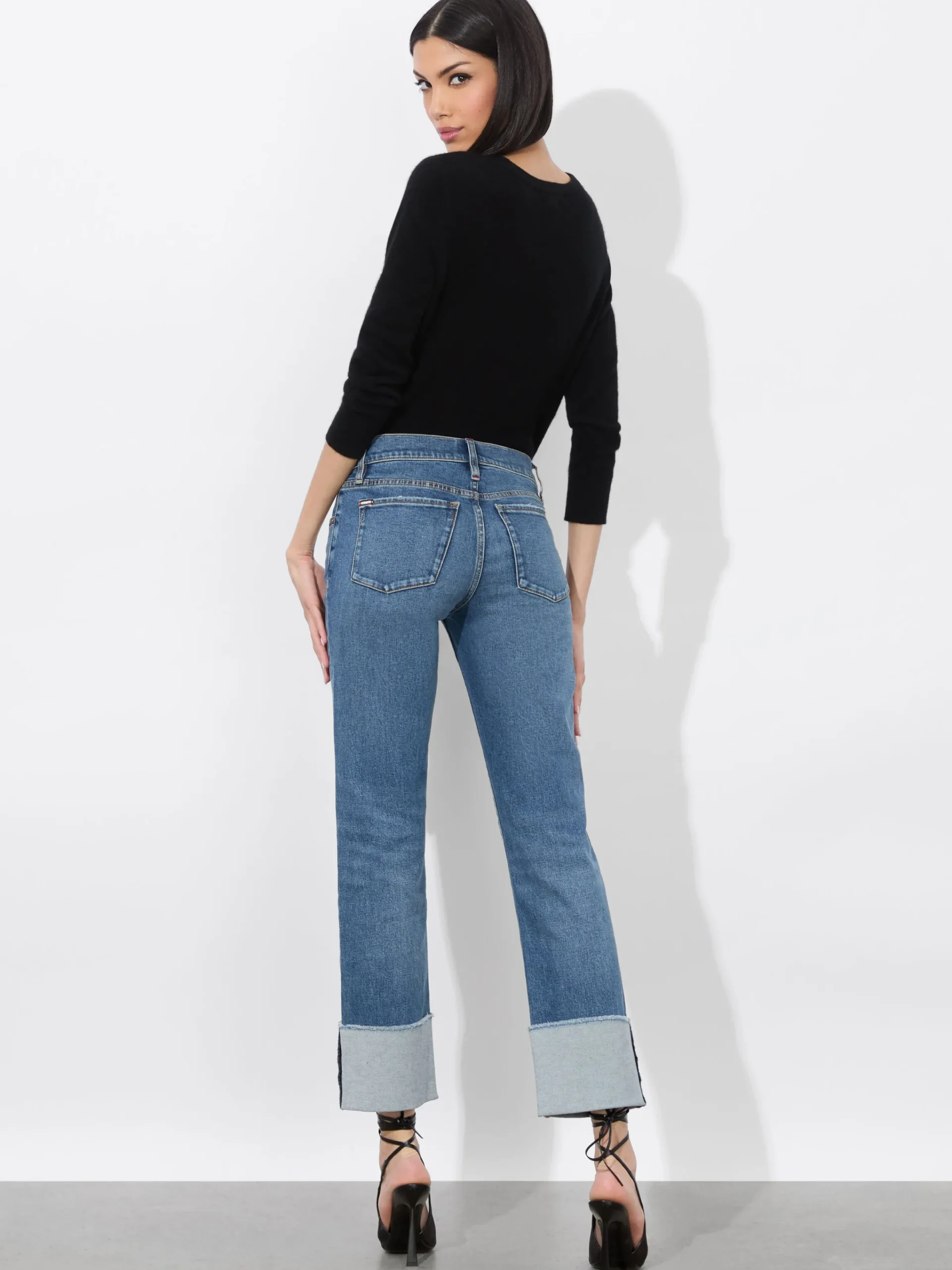 Alice and Olivia JEANS*ABILENE CUFFED JEAN BLACK