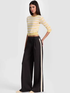 Alice and Olivia WIDE LEG*ERIC PANT WITH SIDE STRIPE DARK CHOCOLATE/PRALINE