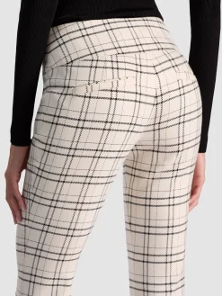 Alice and Olivia Matching Sets Test*OLIVIA BOOTCUT PANT SOFT WHITE